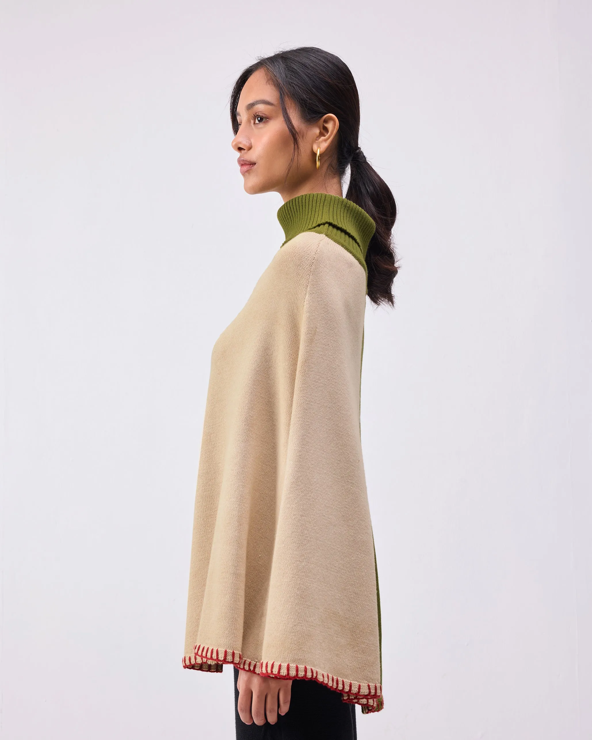 Alpine Poncho - Olive & Oatmeal
