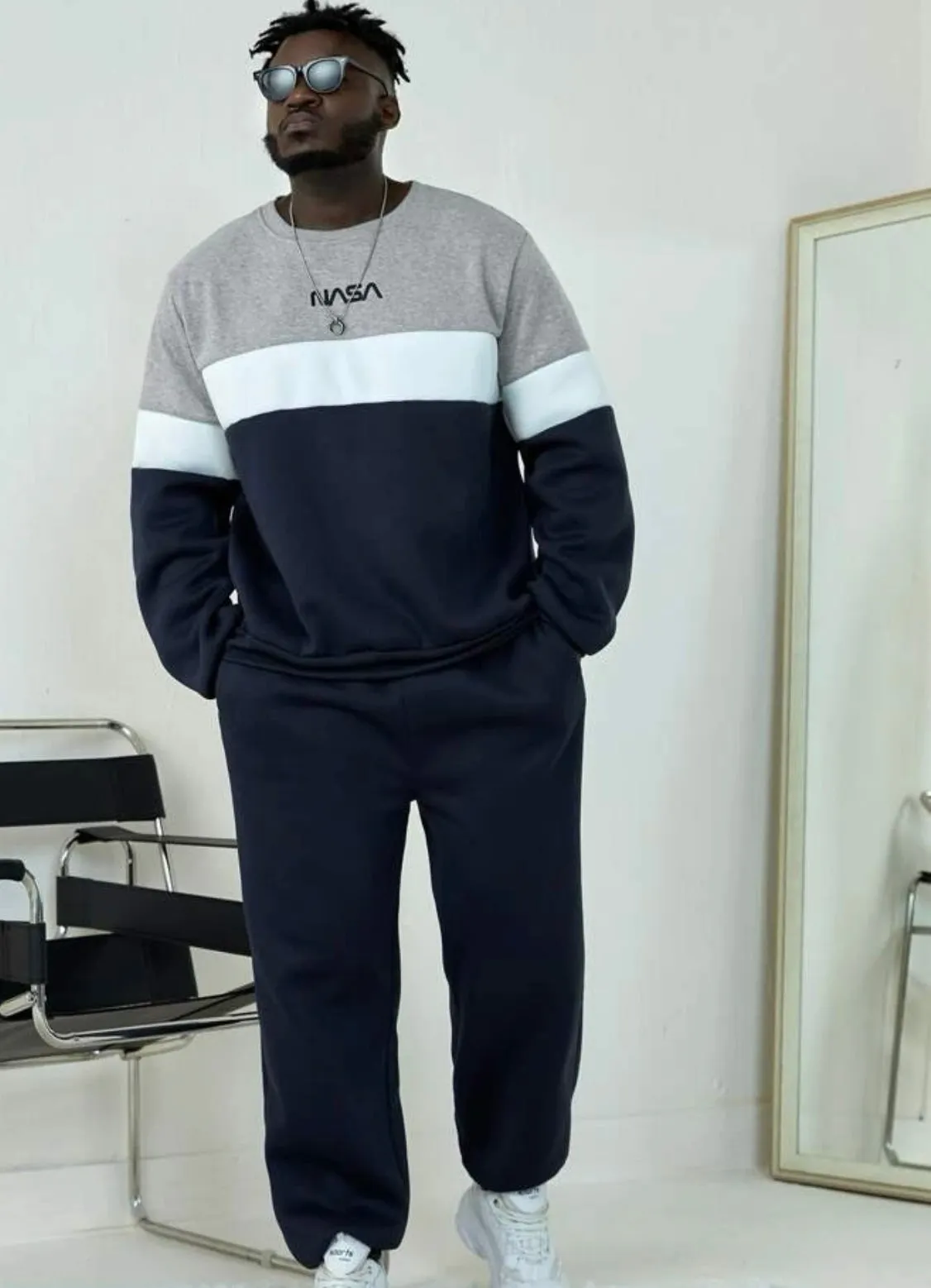 Extended sizes men colorblock & letter graphic sweatshirt & sweatpants