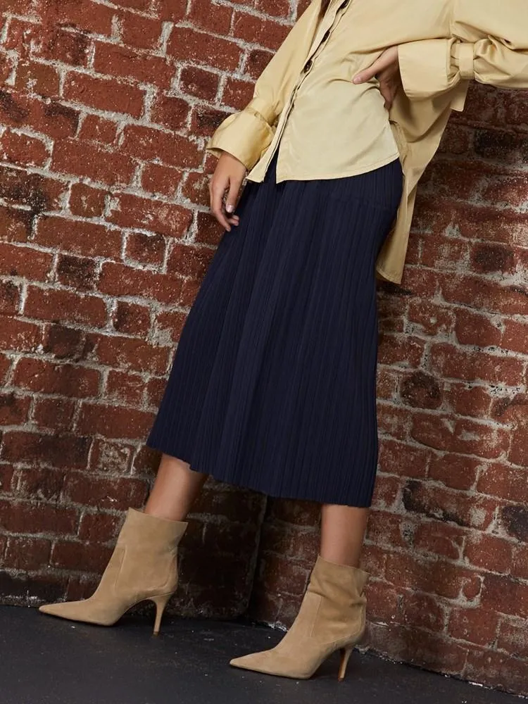 <b>Ghospell</b> Raid Pleated Midi Skirt