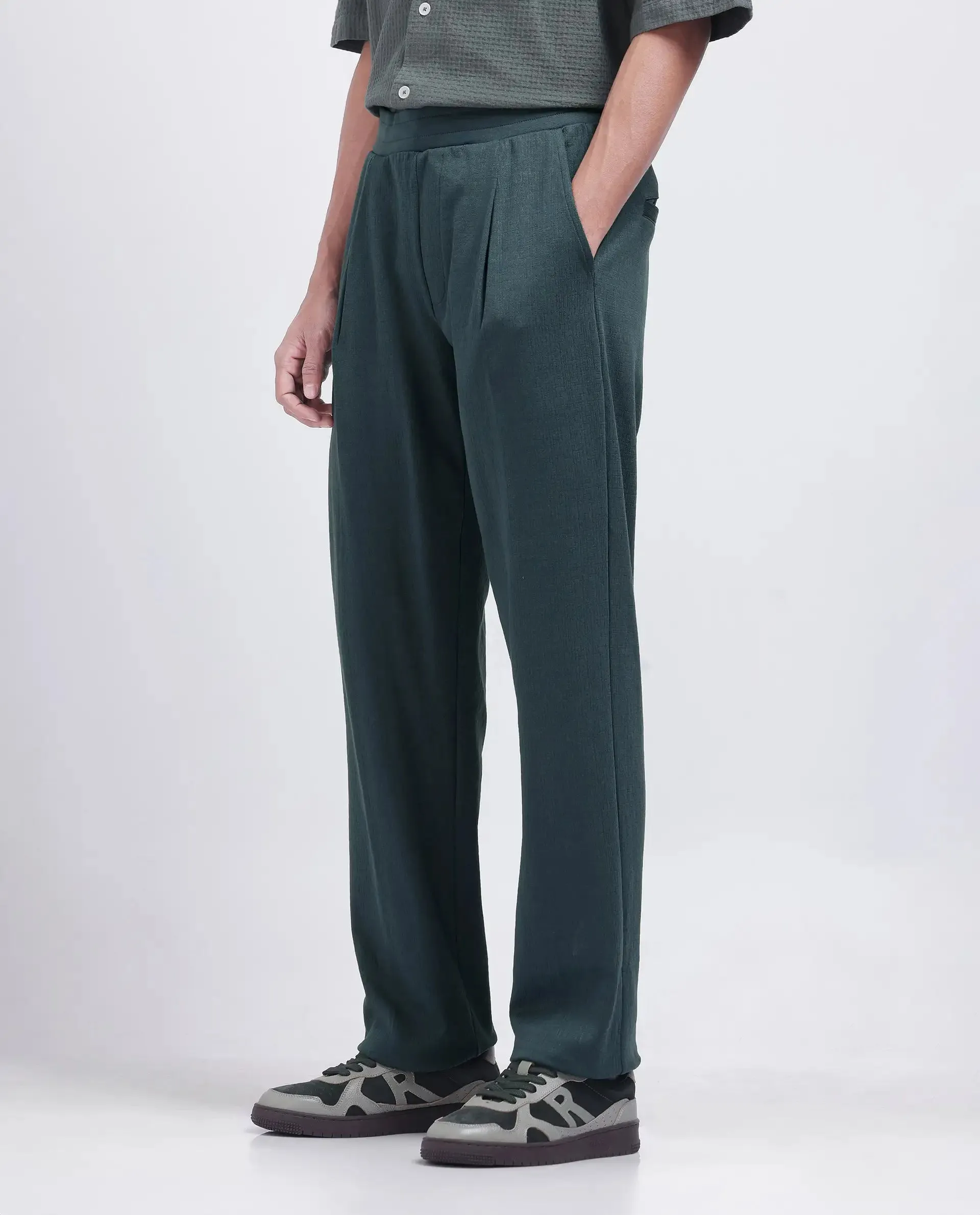 Rare Rabbit Men Kelo Teal Cotton Elastane Fabric Pintuck Detail Regular Fit Plain Trouser