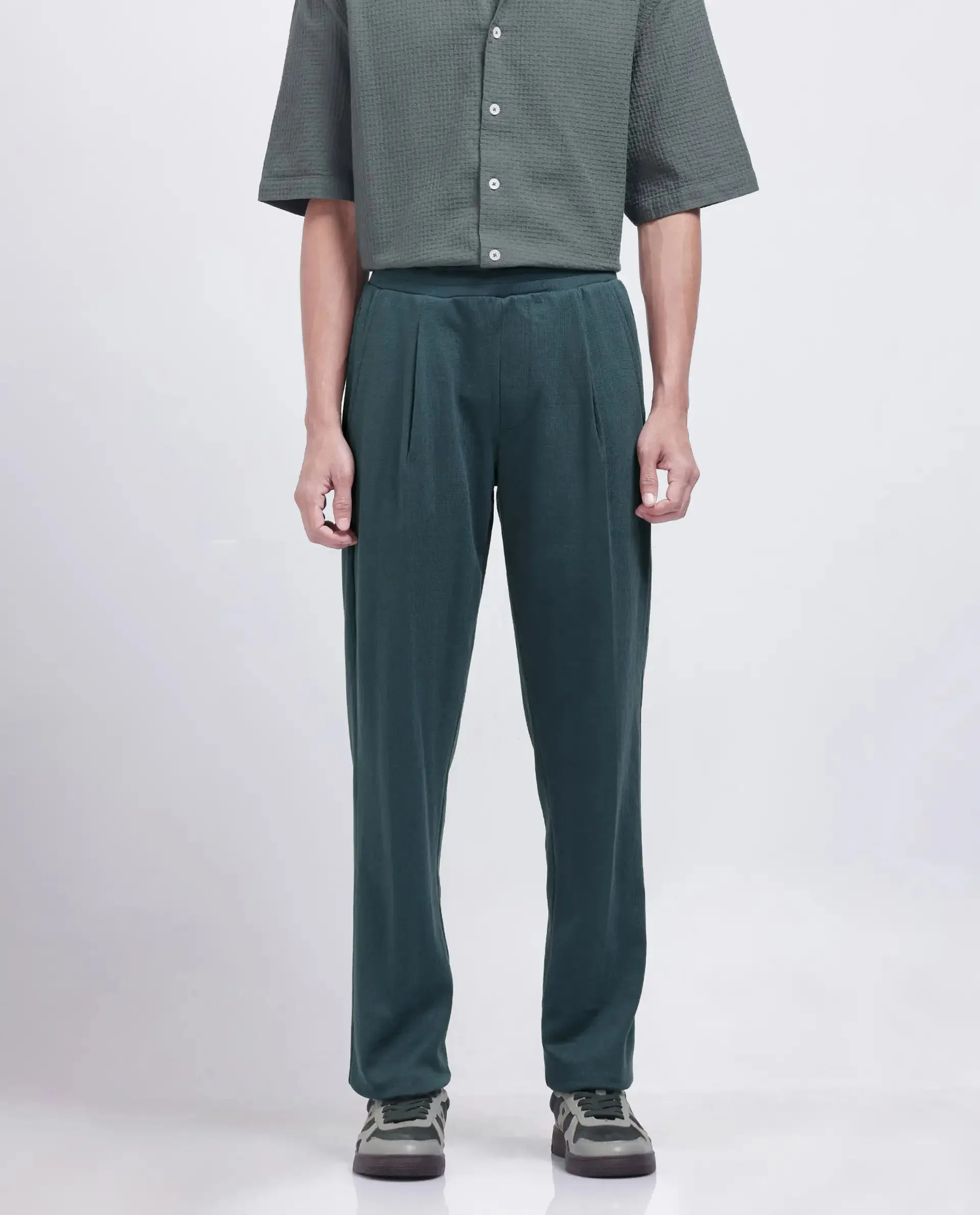 Rare Rabbit Men Kelo Teal Cotton Elastane Fabric Pintuck Detail Regular Fit Plain Trouser