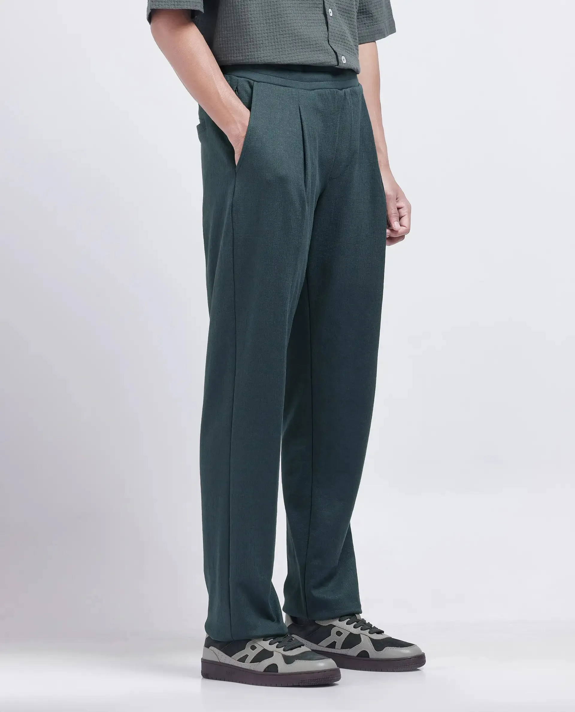 Rare Rabbit Men Kelo Teal Cotton Elastane Fabric Pintuck Detail Regular Fit Plain Trouser