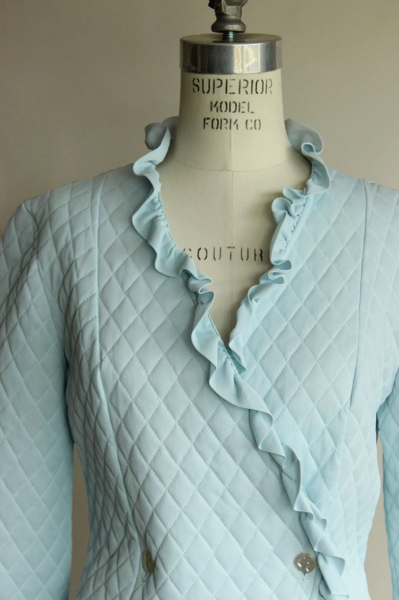 Vintage 1960s Saramae Lingerie Blue Quilted Bed Jacket